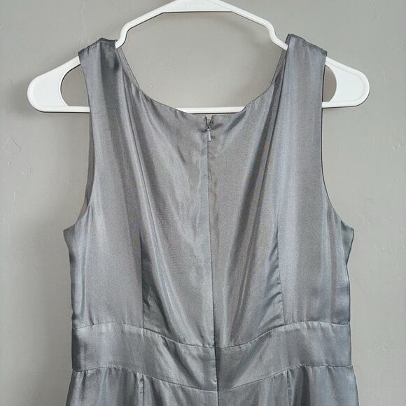 Banana Republic 100% Silk V-Neck Drape Dress Woman’s Size 4 Gray Sleeveless - Picture 6 of 10